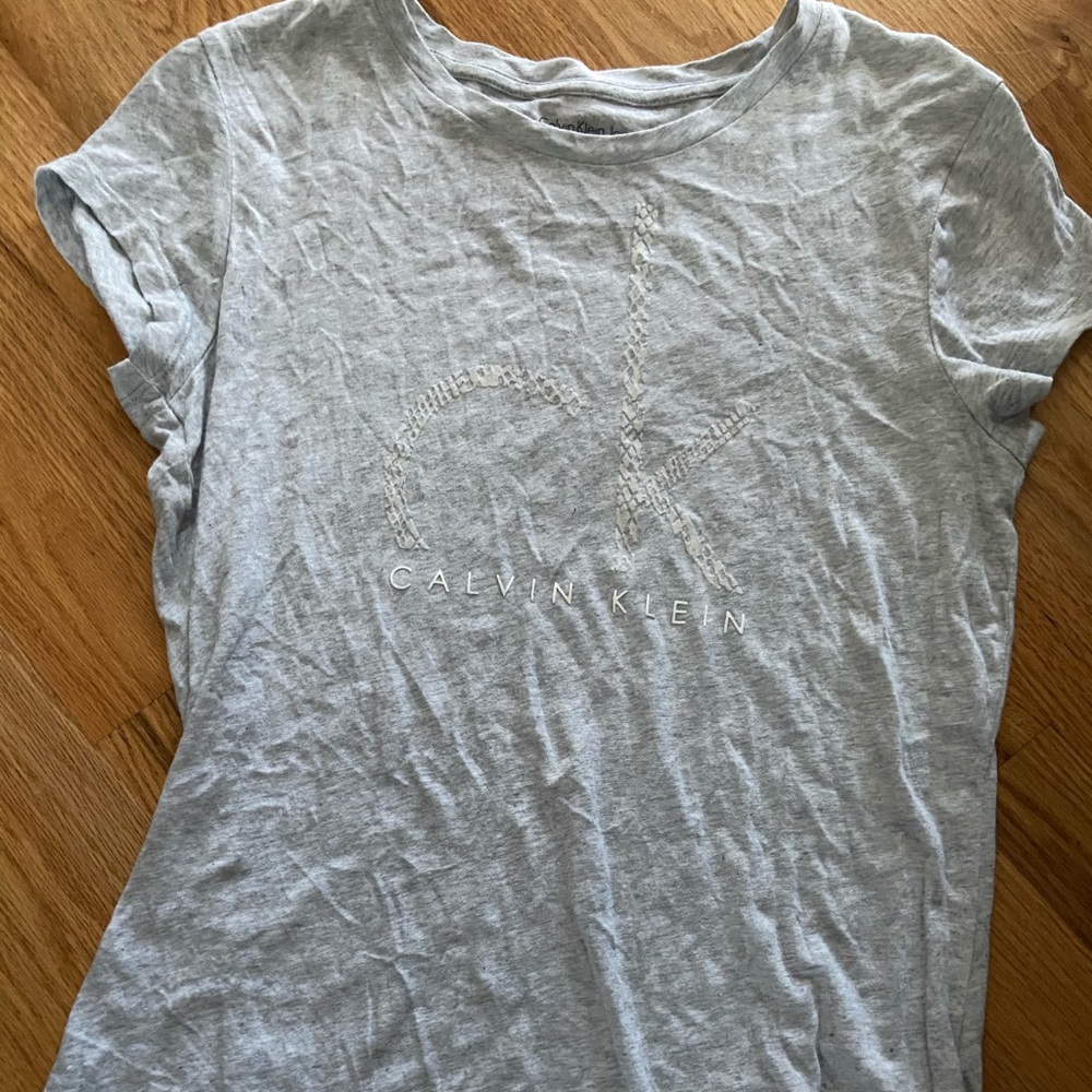 Calvin Klein Tshirt